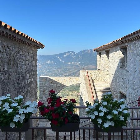 Il Borgo Dei Normanni Villa Colliano Eksteriør billede