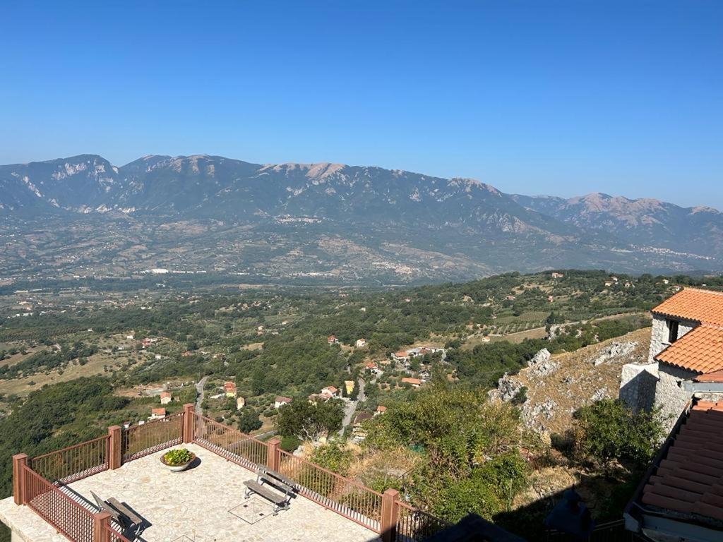 Il Borgo Dei Normanni Villa Colliano Eksteriør billede