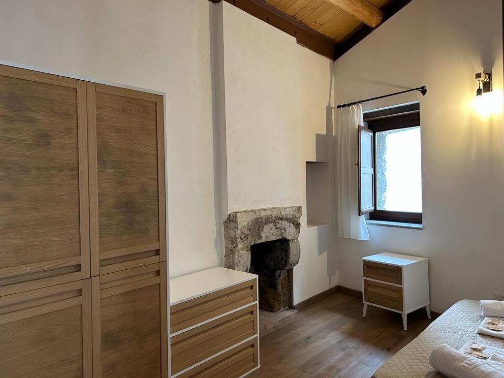 Il Borgo Dei Normanni Villa Colliano Eksteriør billede